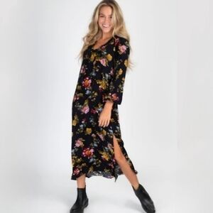 NATURAL LIFE Rowan Black Floral Print Long Sleeve Midi Dress Dark Romantic Sz M